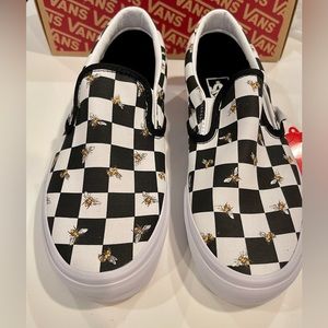 (SOLD ON EBAY) NEW VANS CHECKERBOARD SLIP-ON Bees Black White